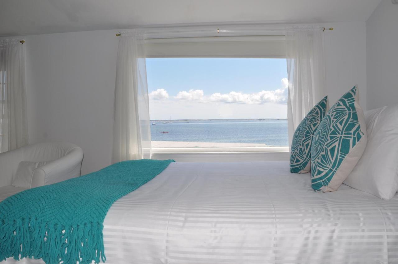 Standard Triple Room with Sea View